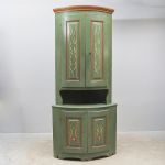 1774&nbsp;6324&nbsp;CORNER CUPBOARD